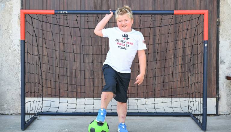 Na Izverju danes smučajo za Jako