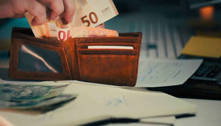 Ta znamenja se bodo odločala o denarju in dolgoročni varnosti