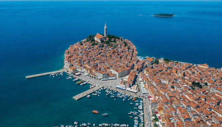 Planirate dopust v Istri? Preverite, zakaj so mobilne hišice v Rovinju tako priljubljene