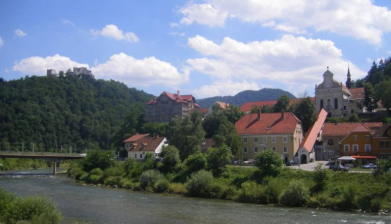 V reki Savinji pri Celju našli truplo, domnevno gre za pogrešanega 24-letnika