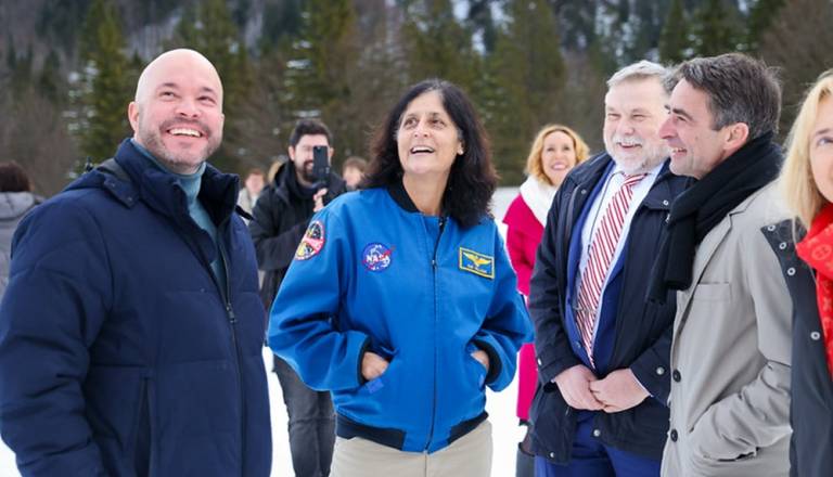 Sunita Williams navdušena nad slovensko znanostjo