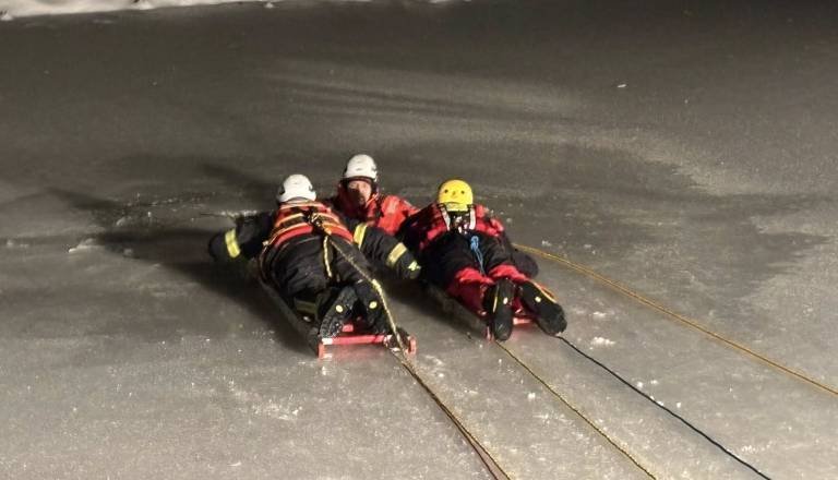 Prostovoljno gasilsko društvo Stojnci reševalo iz ledu