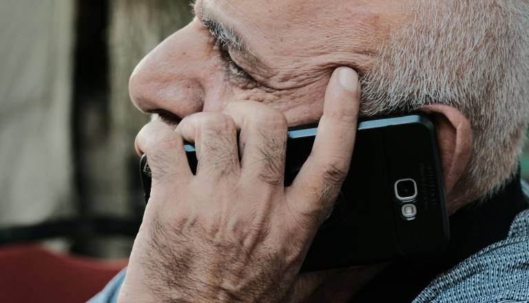 Jeseničan sprejel klic, v nasldenjem hipu mu je z računa 'izpuhtelo' 10 tisoč evrov