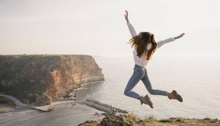 Pod vplivom mlade lune se rojeva odločnost