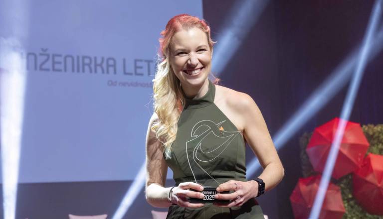 Inženirka leta 2025 je postala Eva Pirc iz Dewesofta