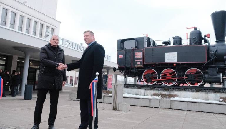 Do Ljubljane uri in pol? Kdaj lahko pričakujemo hitrejšo železniško povezavo med Mariborom in prestolnico?