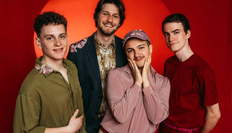 Kokosy znova pišejo zgodovino: Kino Šiška razprodan v dveh dneh, pravljica se šele začenja