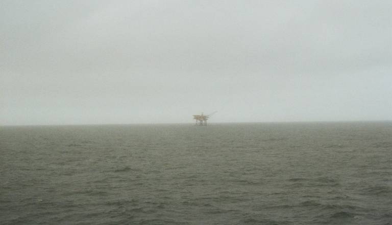 Na Hrvaškem našli tri Slovence sredi morja na Inini ploščadi