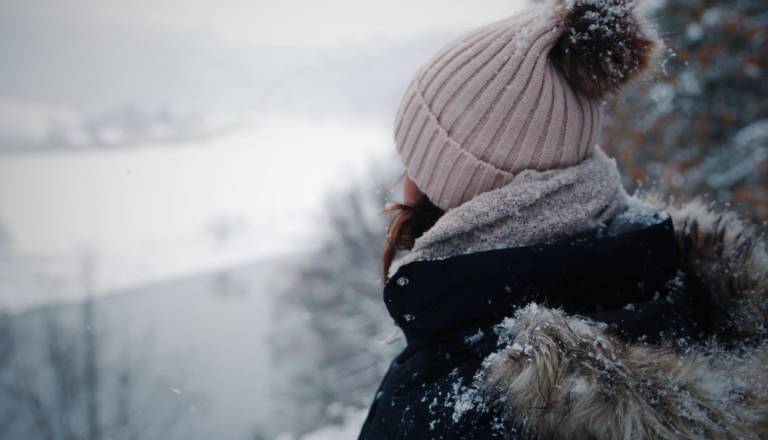 Sezonska menjava razpoloženja? CBD kapljice Ekokor za naravno zimsko ravnovesje