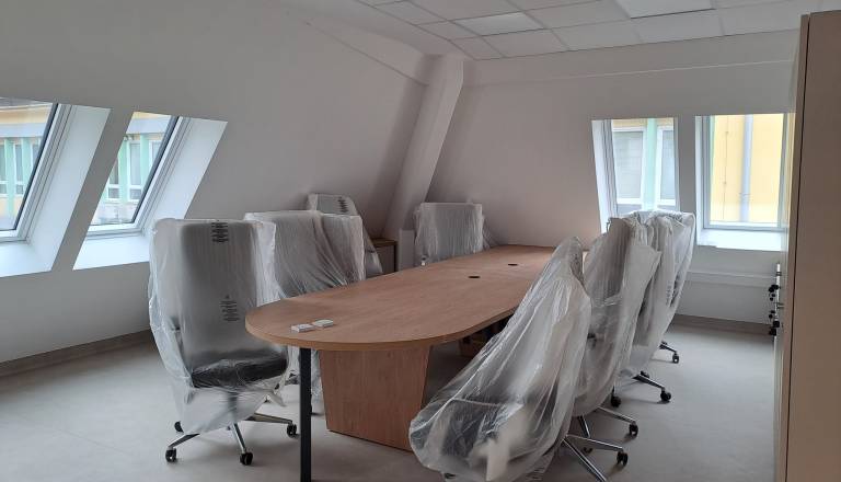 FOTO: Prvi pogled v prenovljeni del jeseniškega zdravstvenega doma