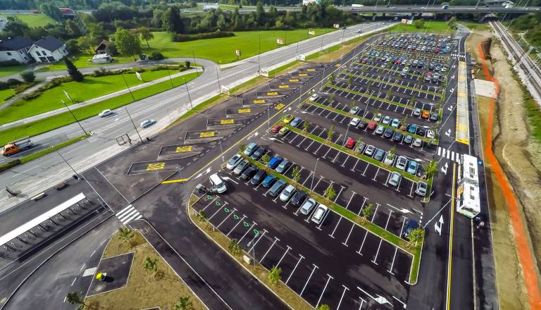 Na ogromnem parkirišču P + R Dolgi most brez javnega stranišča, Janković: »Iščemo optimalne rešitve«