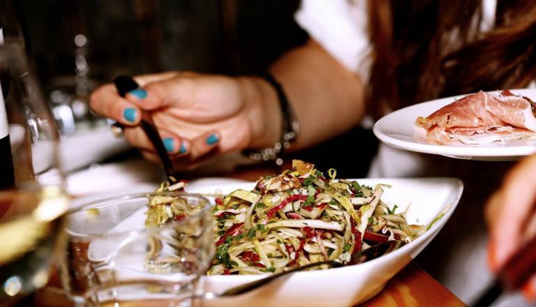 Državna pomoč na študentskih krožnikih: Na Ptuju letos s študentskim bonom le še na dve lokaciji