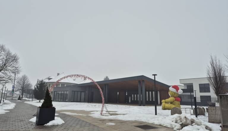 Prostori tržnice še vedno samujejo. Županja razkrila, kdaj bo kavarna in slaščičarna vendarle odprla vrata