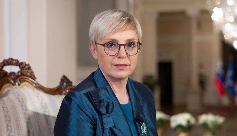 Predsednica Pirc Musar: »Slovenija je ponosna na svoje skakalce, kljub nepričakovanim padcem«