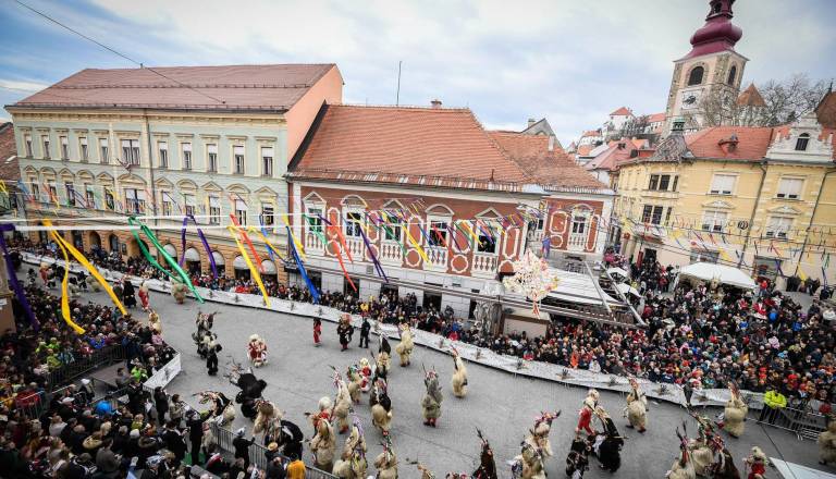 Ptuj vstopa v čas norčij! Znane trase povork in zapore cest med Kurentovanjem