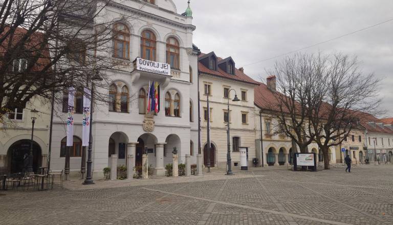 Zaradi izvršb je na območju Novega mesta brez socialne pomoči ostalo okoli 250 ljudi