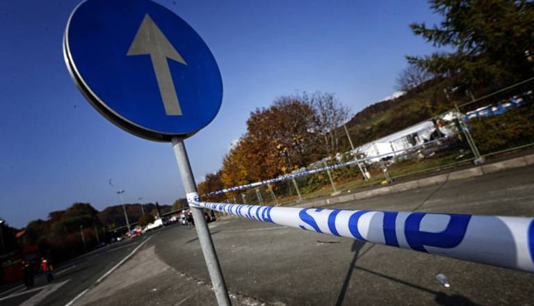 Ste videli prometno nesrečo v Štepanjskem naselju? Policisti prosijo za pomoč 