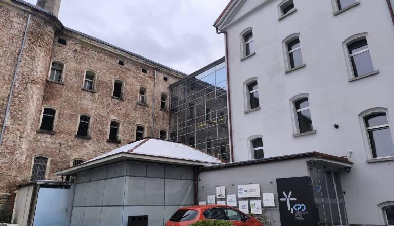 FOTO: V nekdanji mariborski kaznilnici bo dom našel nov podjetniški inkubator