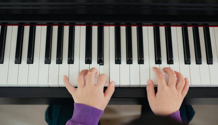 V veljavi nov zakon, povzročanje hrupa vas bo po novem stalo več