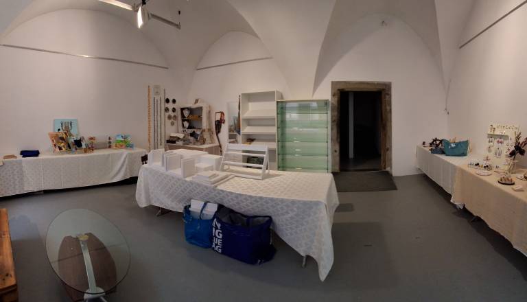 ZRS Bistra v času Kurentovanja ponovno odpira pop up trgovino na Prešernovi ulici