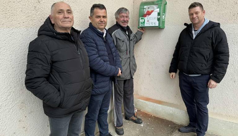 Mreža defibrilatorjev v občini Lendava vse bolj dostopna