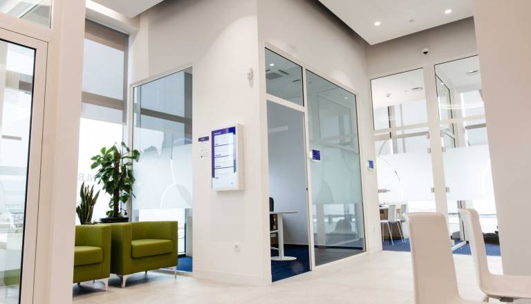 NLB odprla novo poslovalnico v Mariboru