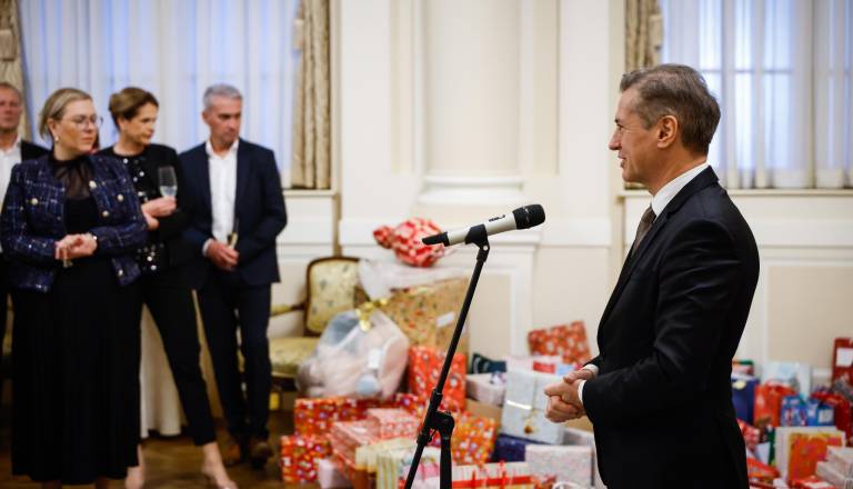 Golob o dogajanju v Venezueli: Vsak vojaški poseg je nedopusten