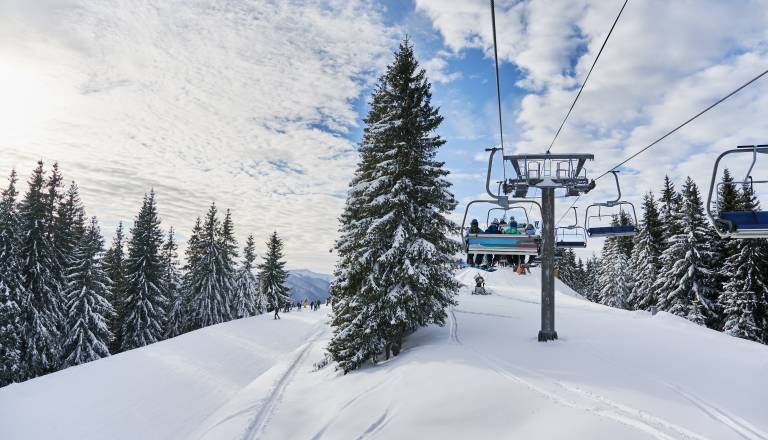 Smučarji pozor! To slovensko smučišče jutri odpira vrata