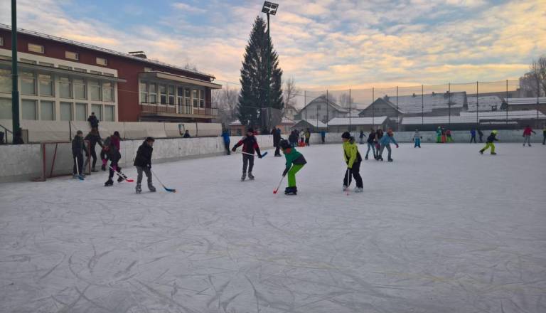 Odločili so se: do kdaj bo odprto drsališče v Kočevju?