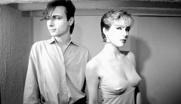 Pustna diskoteka z brezčasnim zvokom: Denis & Denis v MIKK-u