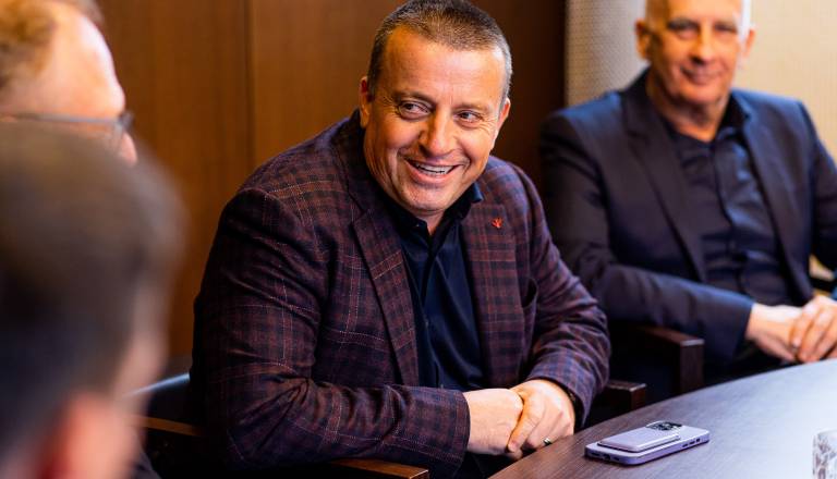 Pečečnik odstopil z mesta predsednika kluba slovenskih v podjetnikov