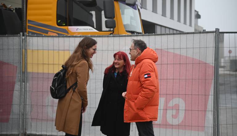 Končno! V UKC Maribor prispel prvi od štirih težko pričakovanih novih obsevalnikov