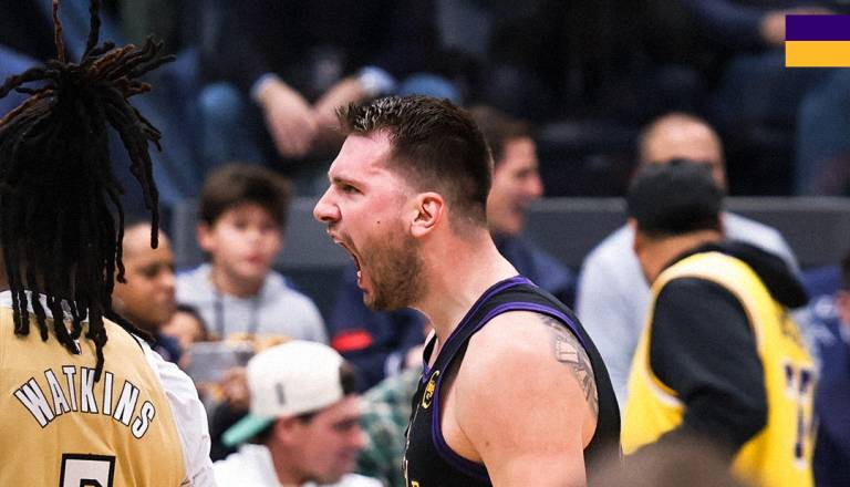 VIDEO: Luka Dončić že v prvem polčasu do trojnega dvojčka 