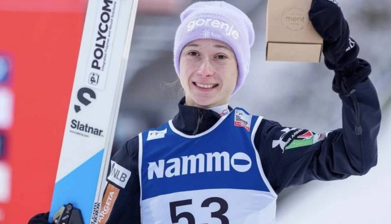 Nika Prevc tokrat druga, zmaga Norvežanki