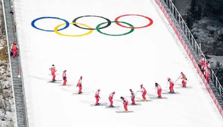 Občina Bohinj organizira brezplačen prevoz na olimpijske nastope dveh domačink