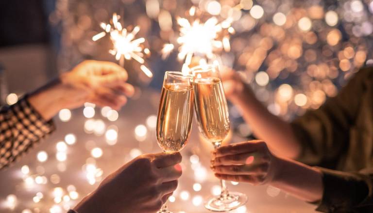 Ste vedeli? Do tega datuma je še primerno, da voščimo za novo leto