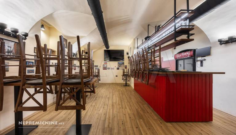 Gostinski lokal v centru Ljubljane išče novega najemnika