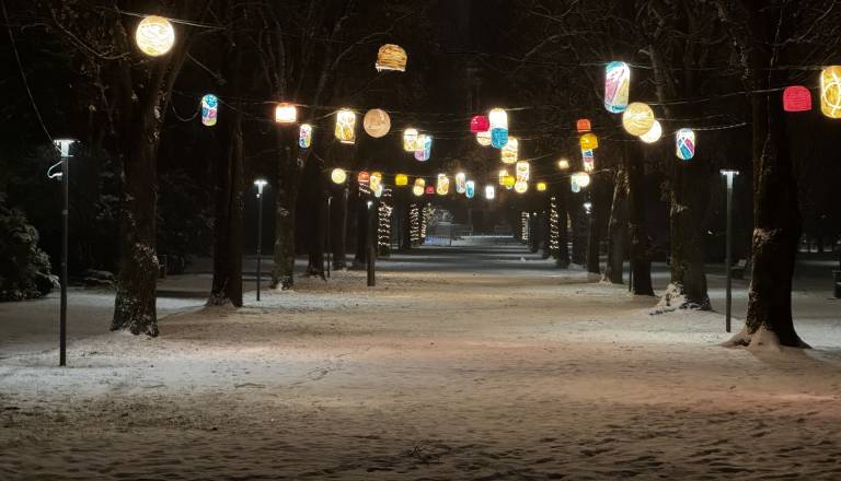 FOTO: Sneg pričaral zimsko pravljico v Murski Soboti