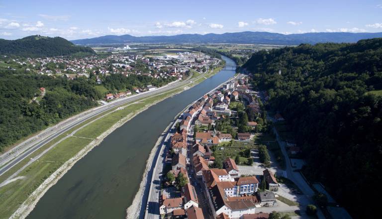 Med bazenom, JEK 2 in volitvami: kdo bo kandidiral za župana Krškega?