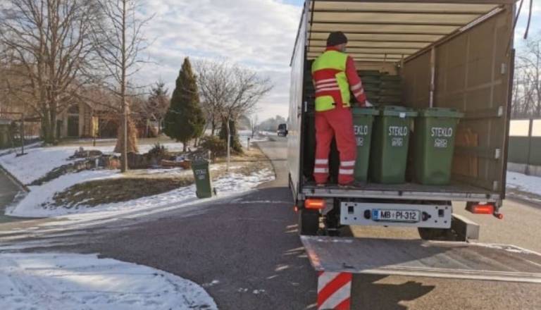 Vremenske nevšečnosti: Odvoz odpadkov ponekod v Cirkulanah danes odpade 