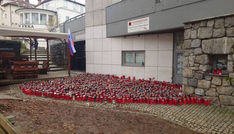 Znani izsledki inšpekcijskega nadzora varovanja zabave, ob robu katere je umrl Aleš Šutar