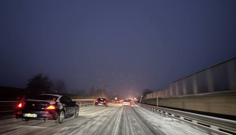 Dars izloča tovorna vozila na primorski in štajerski avtocesti