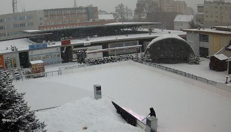 Drsališče v Murski Soboti zaradi obilnega sneženja zapira vrata