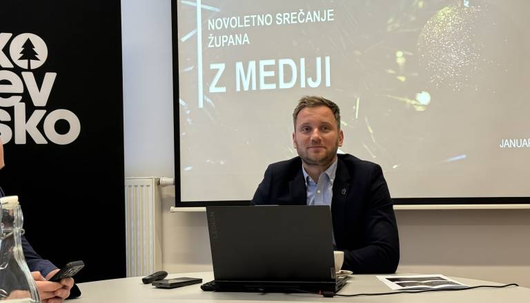 Kočevje za pilotno romsko naselje ni podalo predloga: »Zastonjkarstvo s pozitivno diskriminacijo ne vodi nikamor!«