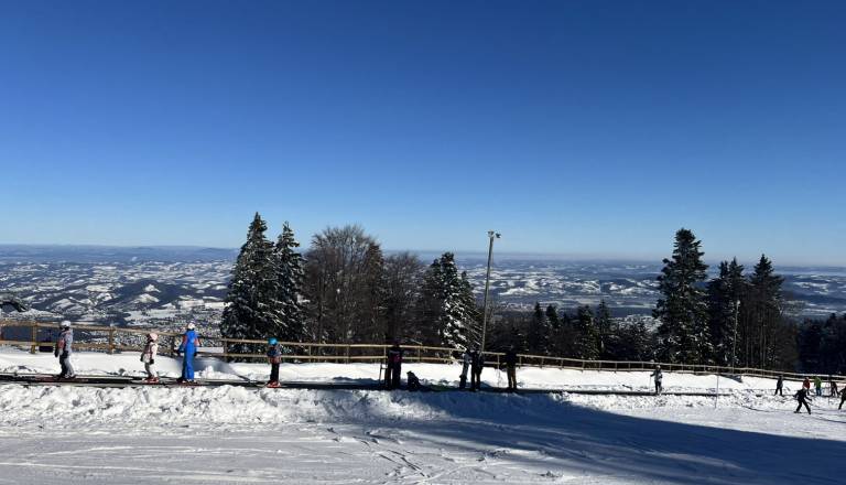 Huda nesreča na Pohorju, poškodovanega s helikopterjem prepeljali v bolnišnico