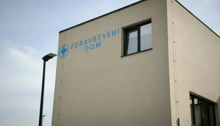 Zdravstveni dom Gornja Radgona znova išče direktorja, razpisov kar ni konec