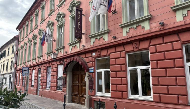 Hotel Ptuj začasno zaprl vrata. Kaj se dogaja in kdaj bo znova sprejemal goste?