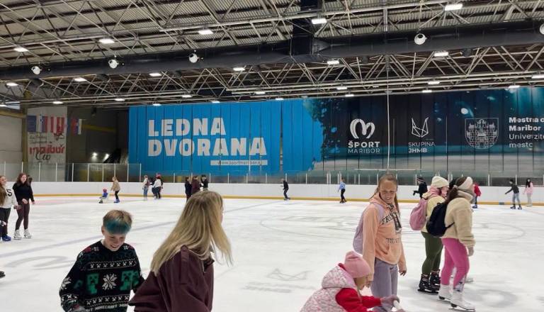 Od rekreativnega do disco drsanja: Ledna dvorana odpira novo sezono