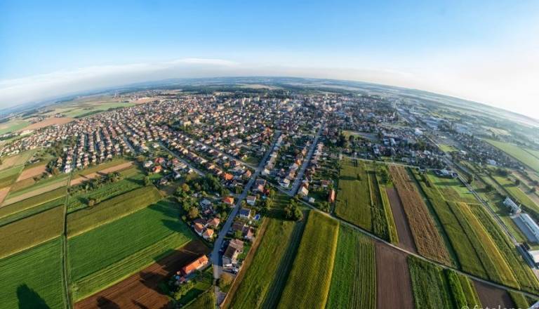 Pomursko podjetje v stečaju, zdaj prodajajo opremo in vozila