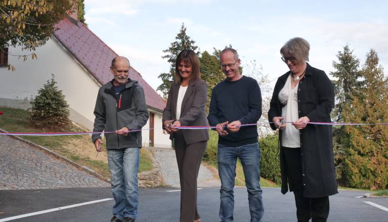 FOTO in VIDEO: Na območju Ljutomera štirje novi projekti, odprli tudi del prenovljene ceste